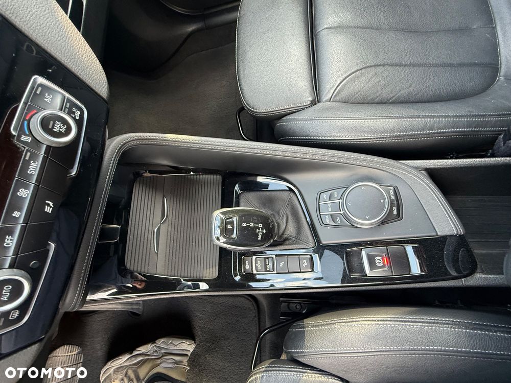 BMW X1 xDrive18d M Sport - 18