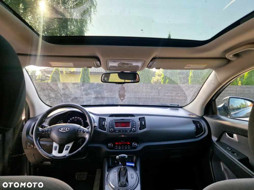 Kia Sportage 2.0 CRDI AWD Dream-Team Edition - 10