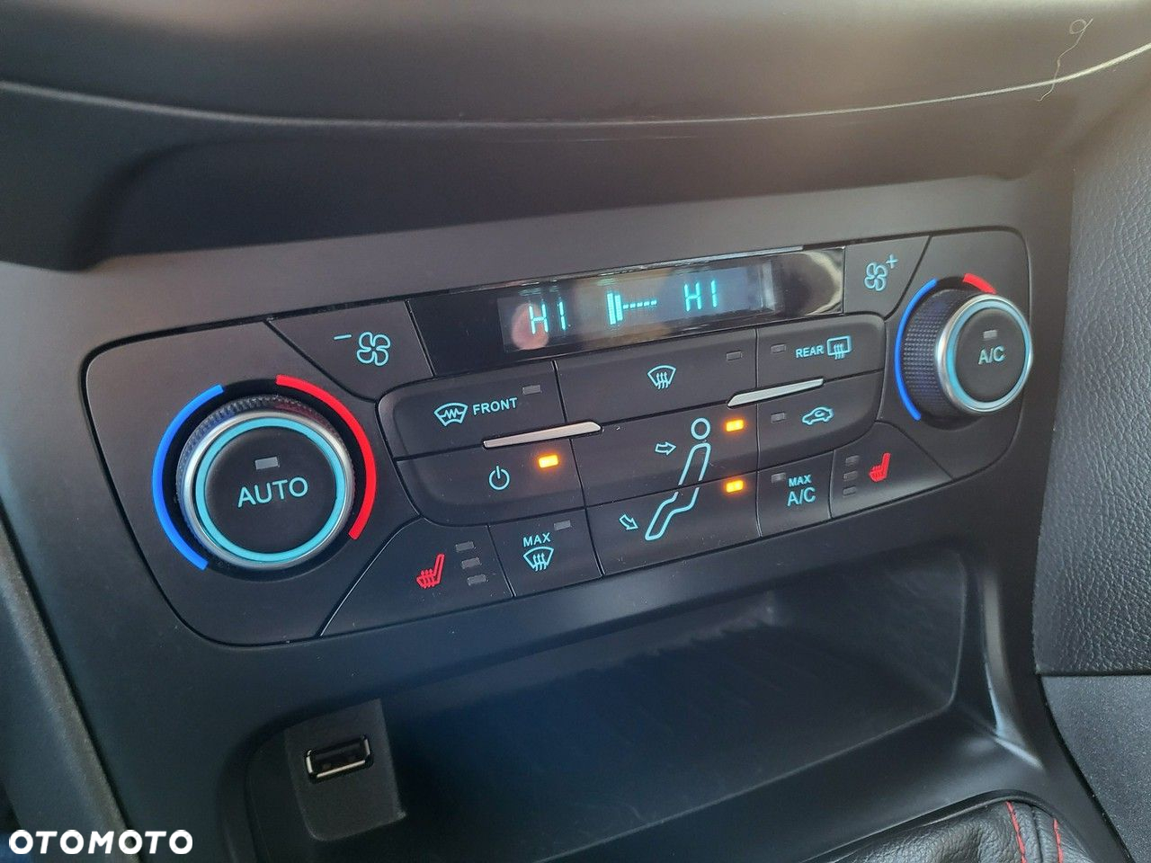 Ford Focus - 31