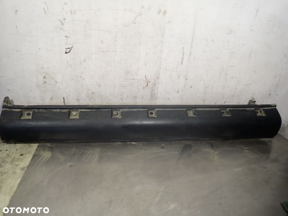 LISTWA PROGOWA ZEWNĘTRZNA SUZUKI SX4 1.9 - 1