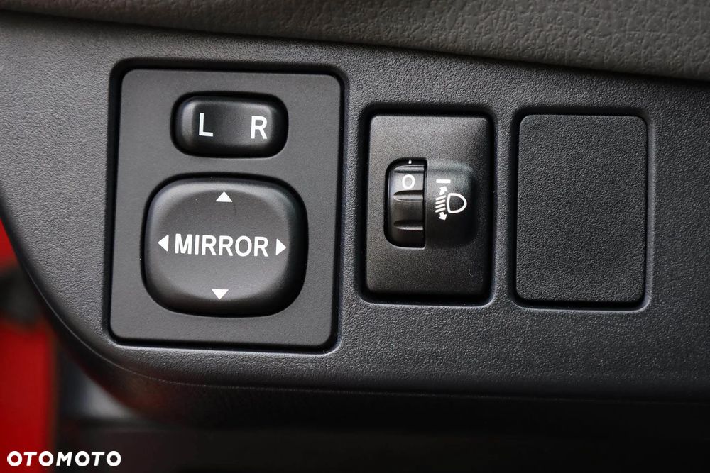 Toyota Yaris 1.5 Premium - 24