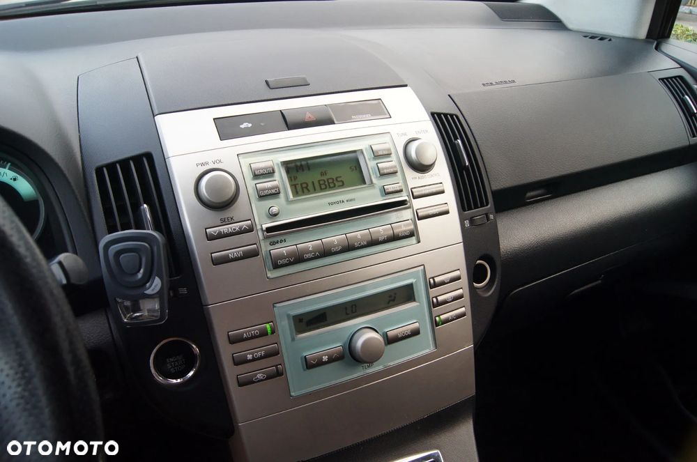 Toyota Corolla Verso 2.2 D-4D Sol Sport 7os - 17