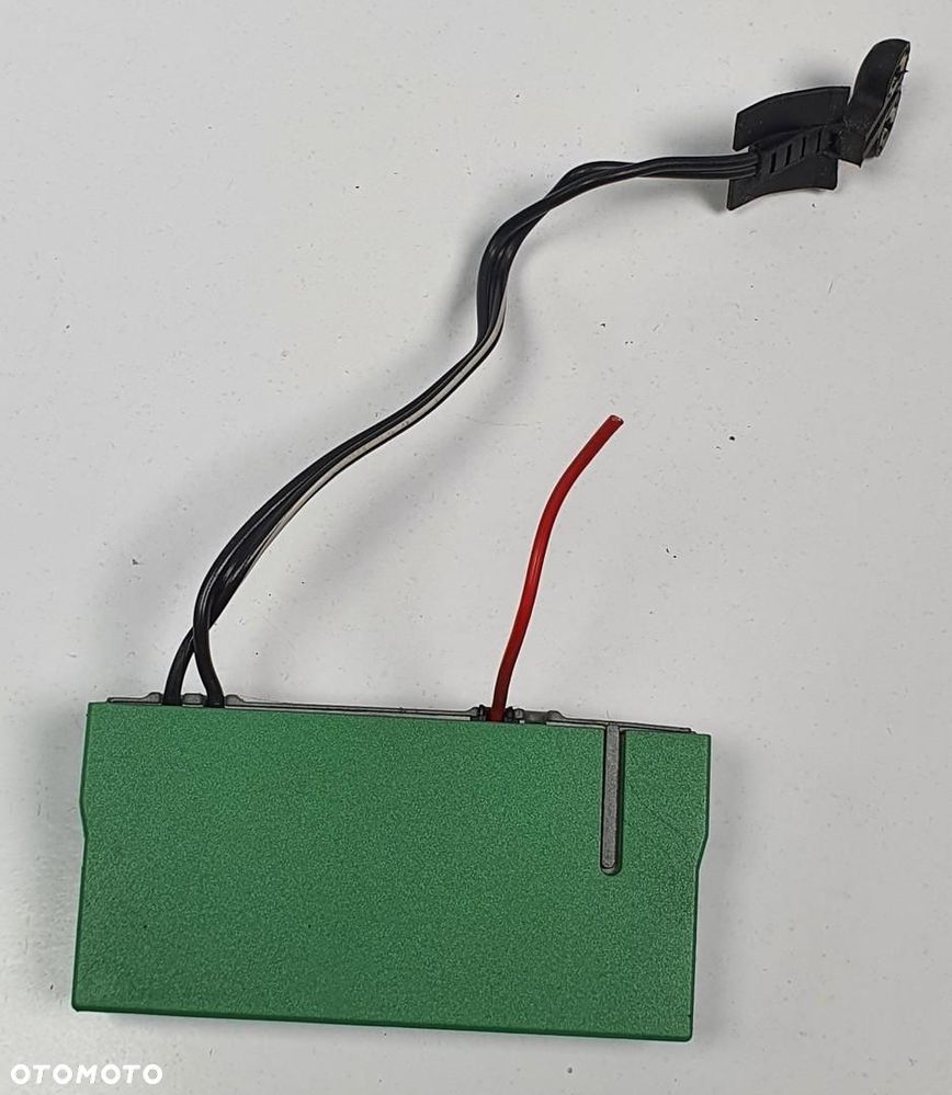 WZMACNIACZ ANTENY VOLVO V70 I 9452009 - 1