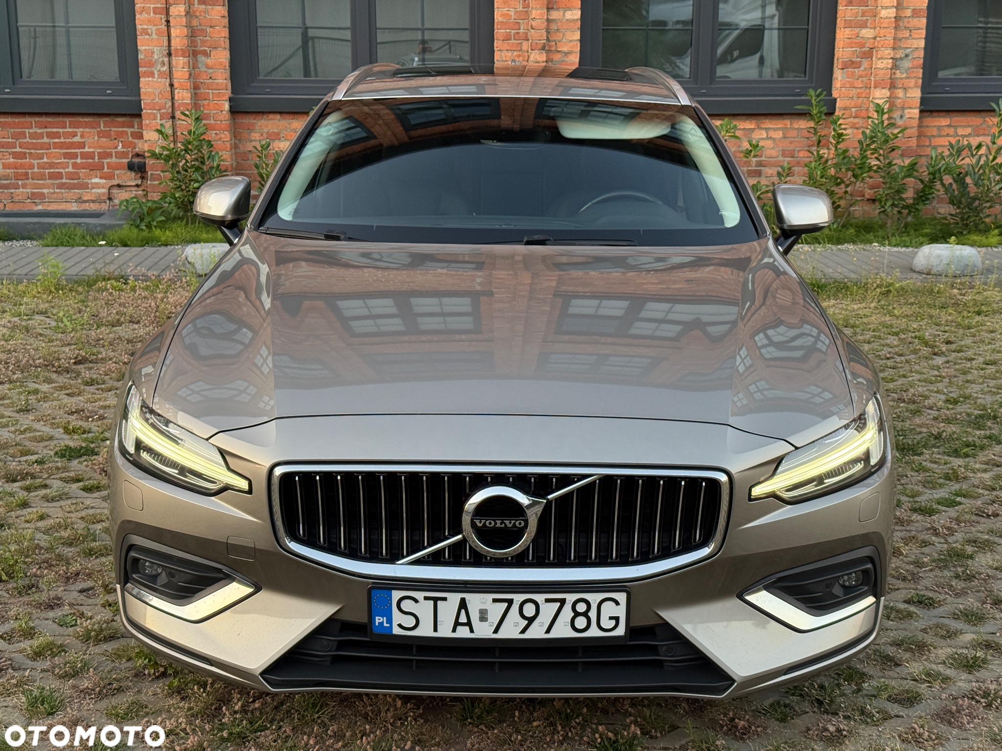 Volvo V60 D4 Geartronic Inscription - 16