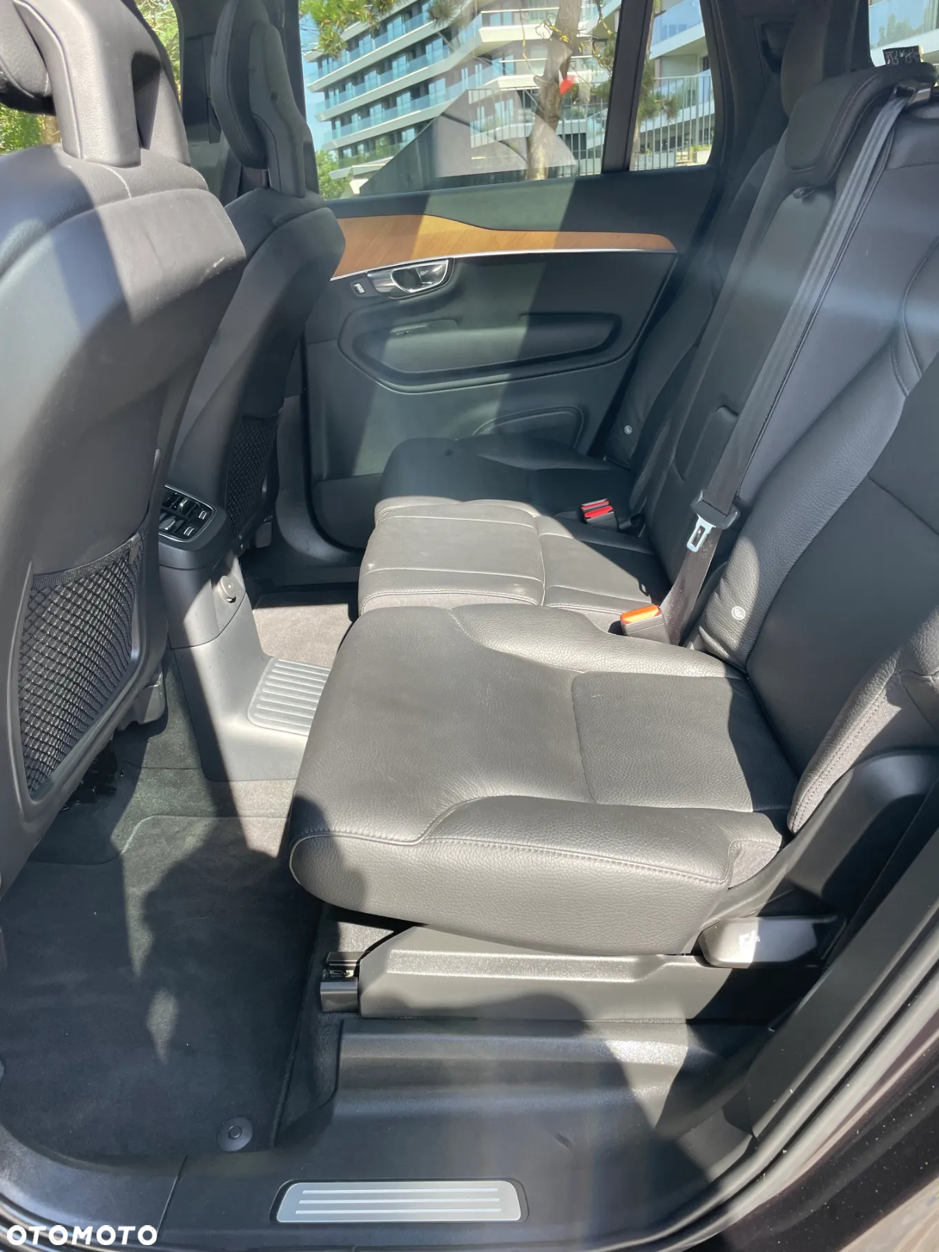 Volvo XC 90 T8 AWD Twin Engine Geartronic Momentum - 14
