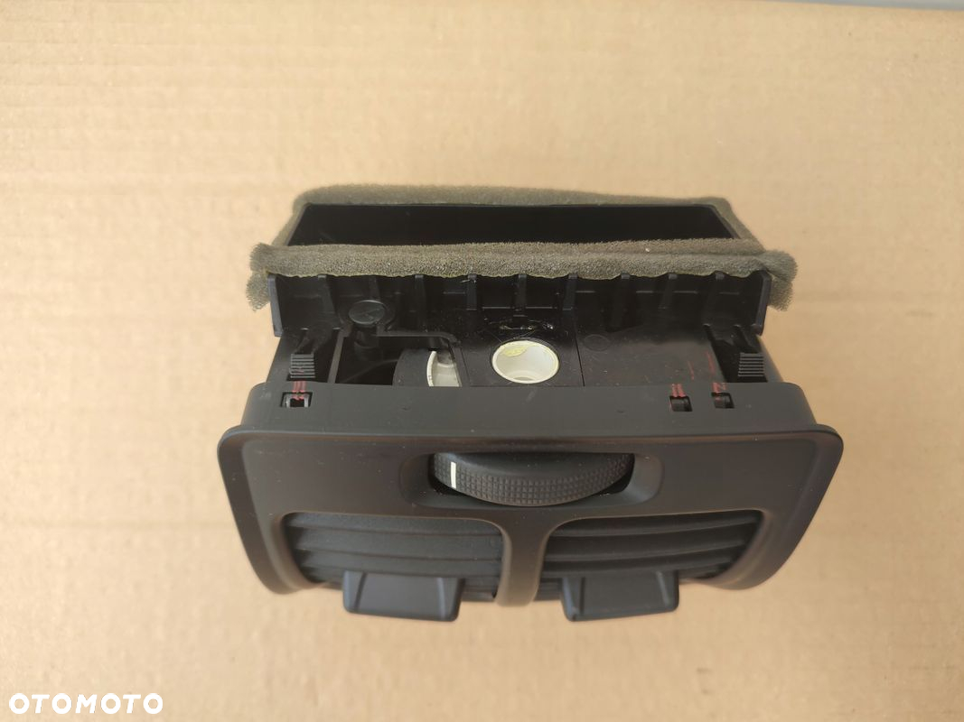 Kratki nawiewu tył FORD GRAND C-MAX II 10-15 AM51-R043D38-ABW - 2