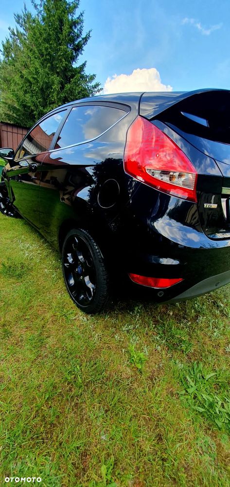 Ford Fiesta 1.6 TDCi Titanium - 14