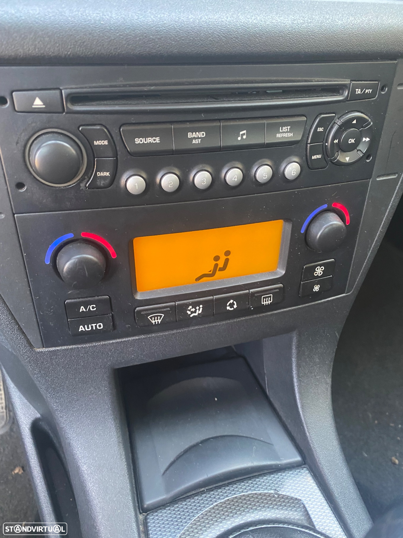 Citroën C4 1.4 16V VTR Pack - 6
