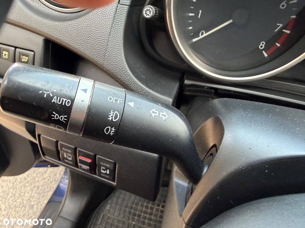 Mazda 5 2.0 MZR-DISI i-stop Business-Line - 11