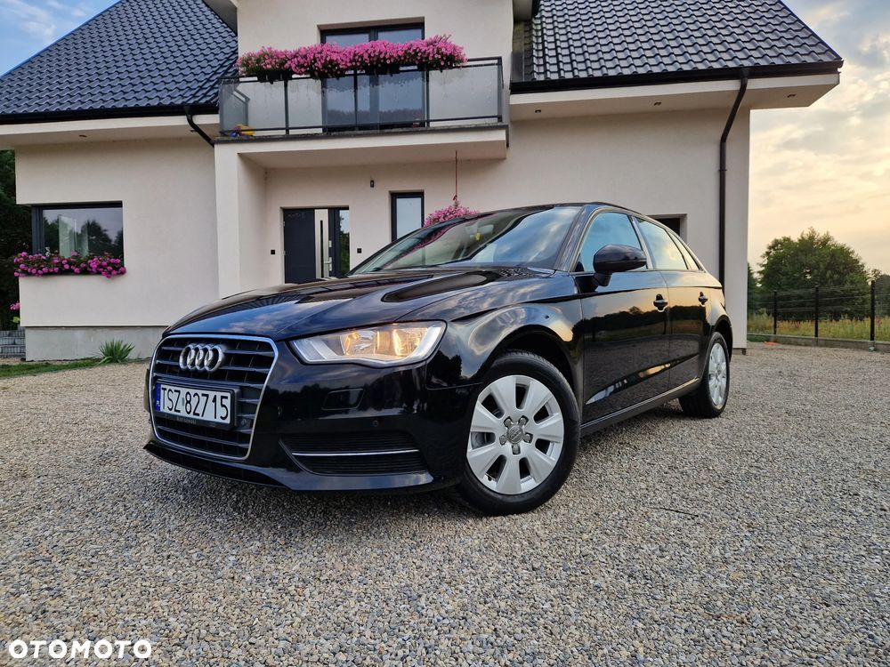 Audi A3 Sportback - 1