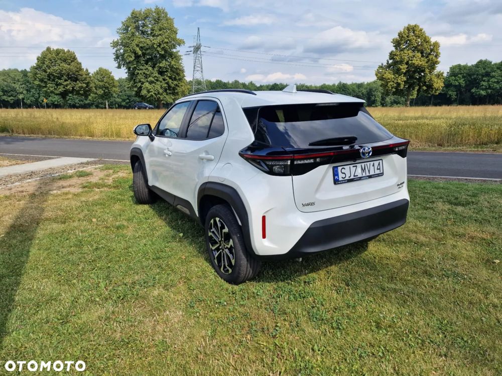 Toyota Yaris Cross Hybrid 1.5 Comfort 4x4 - 4