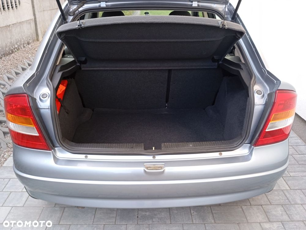 Opel Astra - 12