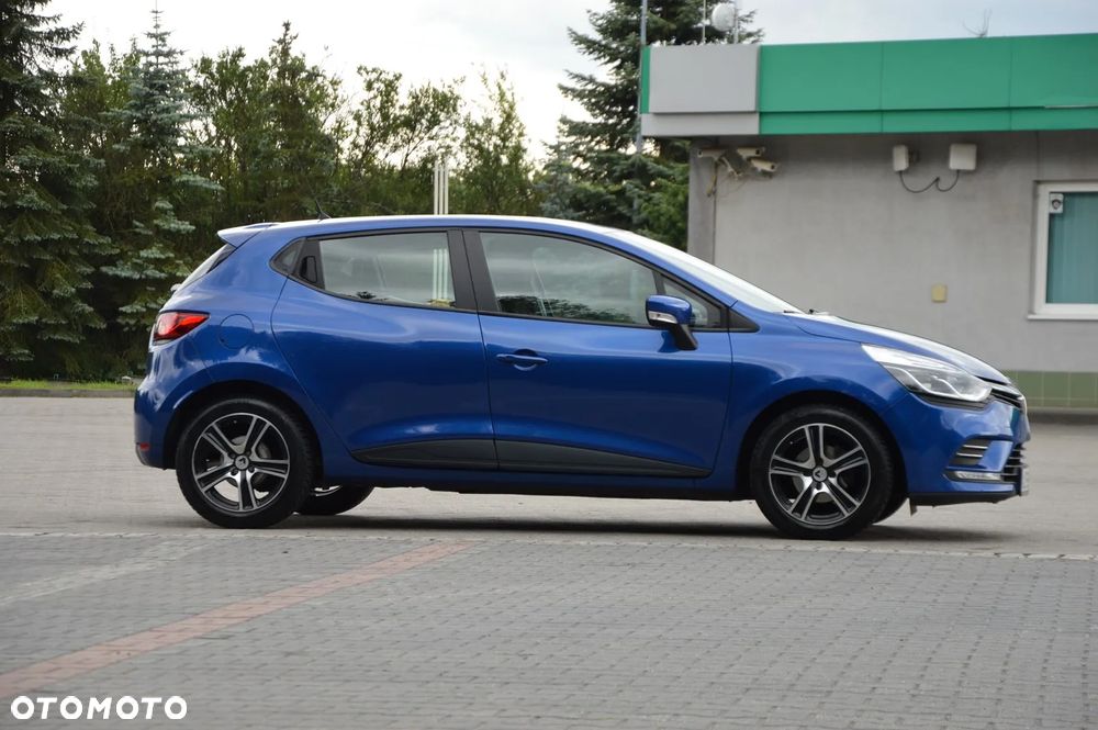 Renault Clio 1.2 16V Limited - 10