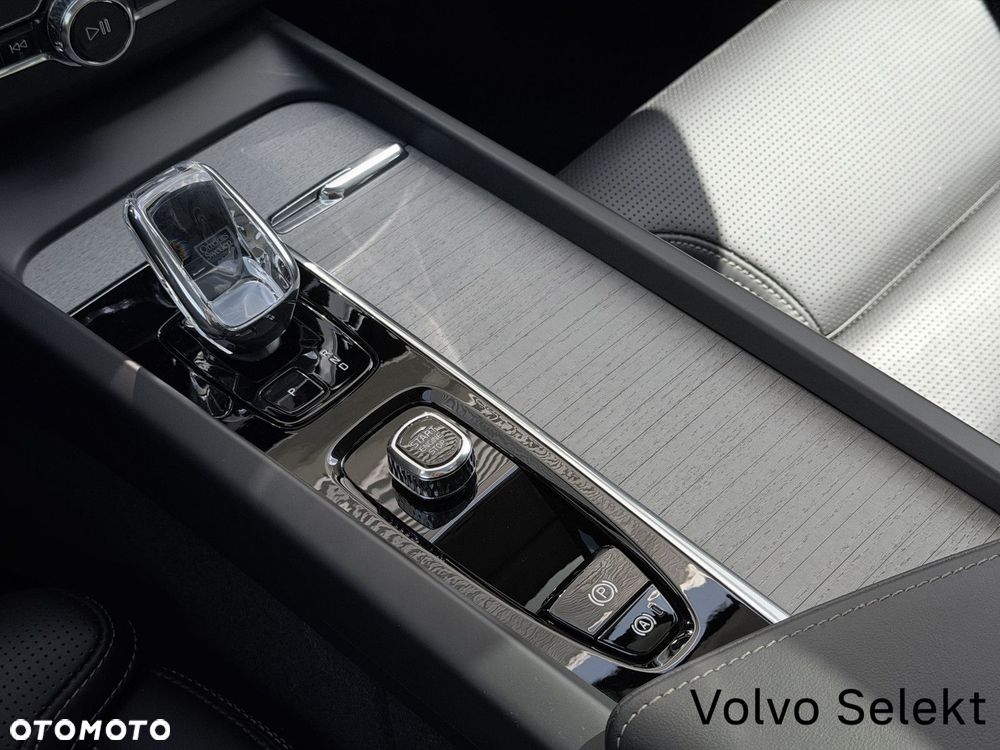 Volvo XC 60 - 25