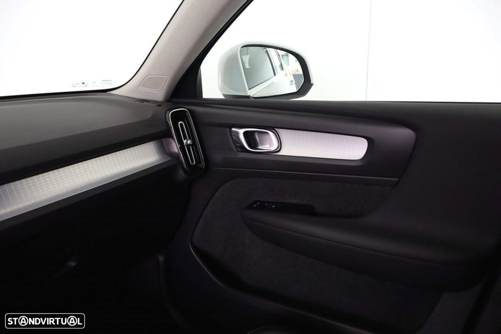 Volvo XC 40 - 29