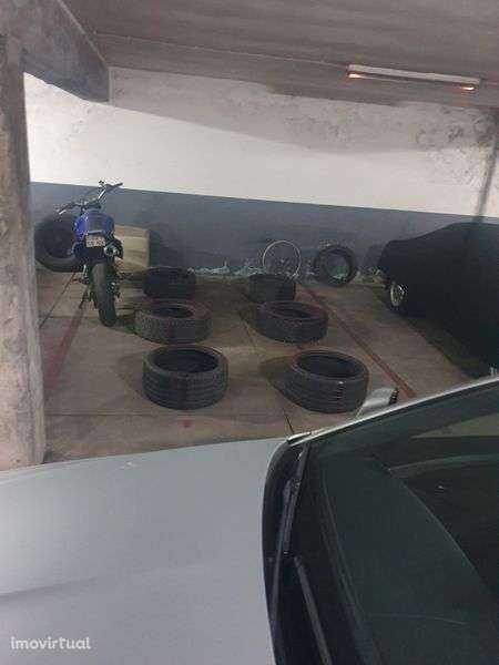 Lugar garagem e arrumos - Grande imagem: 4/4