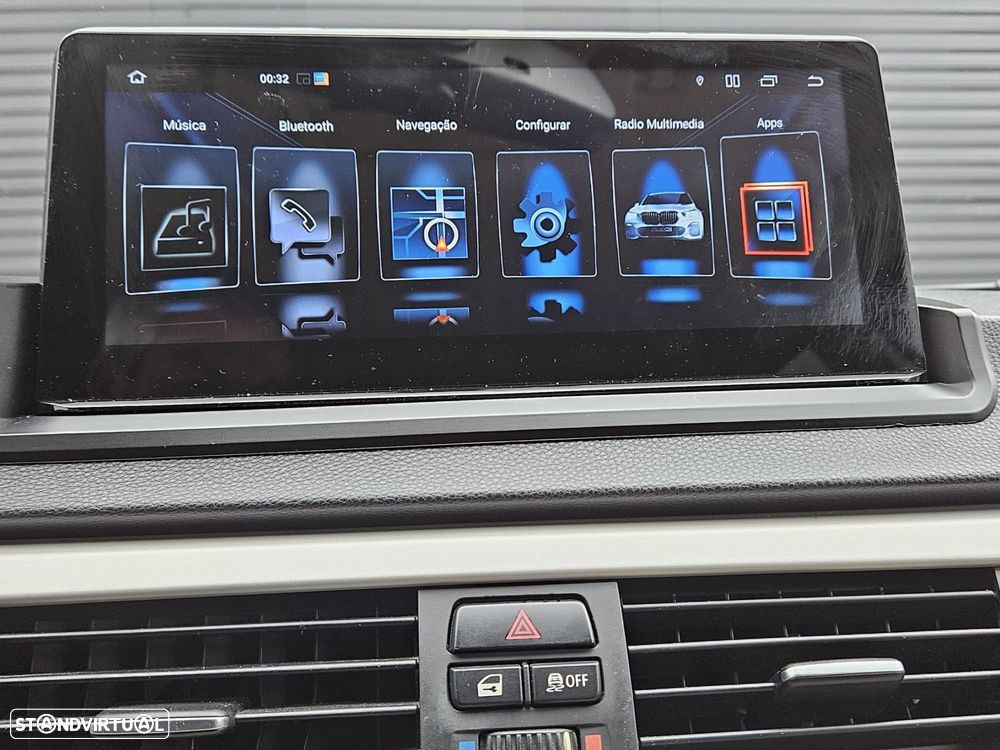 BMW 318 d Touring Sport - 17