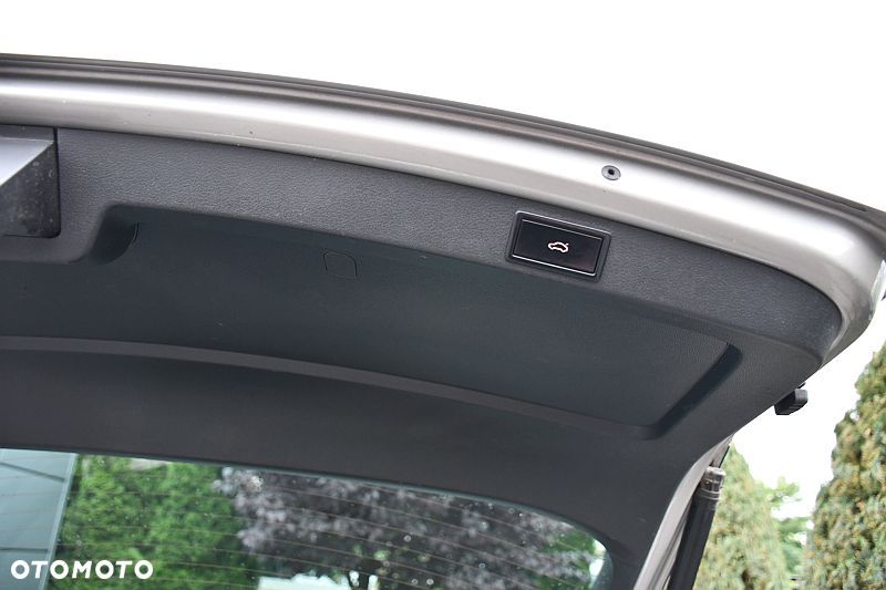 Skoda Octavia 1.6 TDI DSG Style - 24