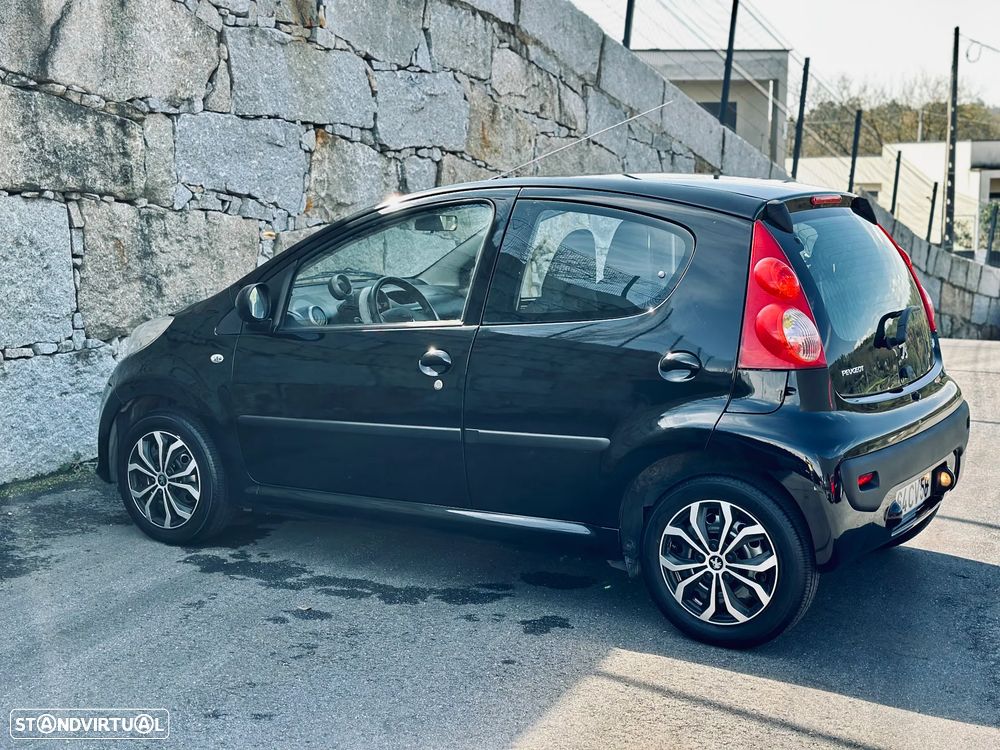 Peugeot 107 1.0 Trendy - 13