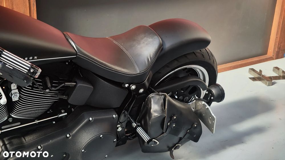 Harley-Davidson Night Train - 25