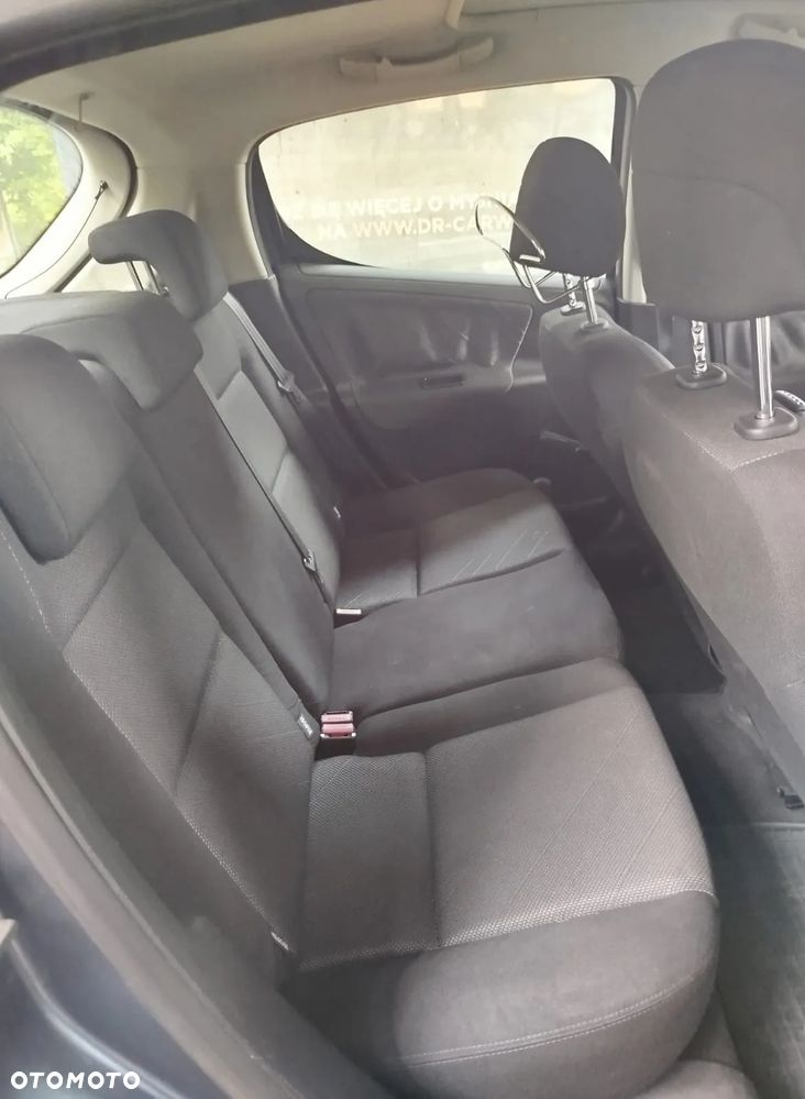 Peugeot 207 1.6 HDi - 6