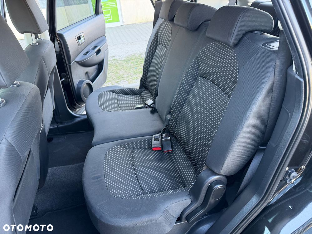 Nissan Qashqai+2 2.0 dCi DPF acenta - 27