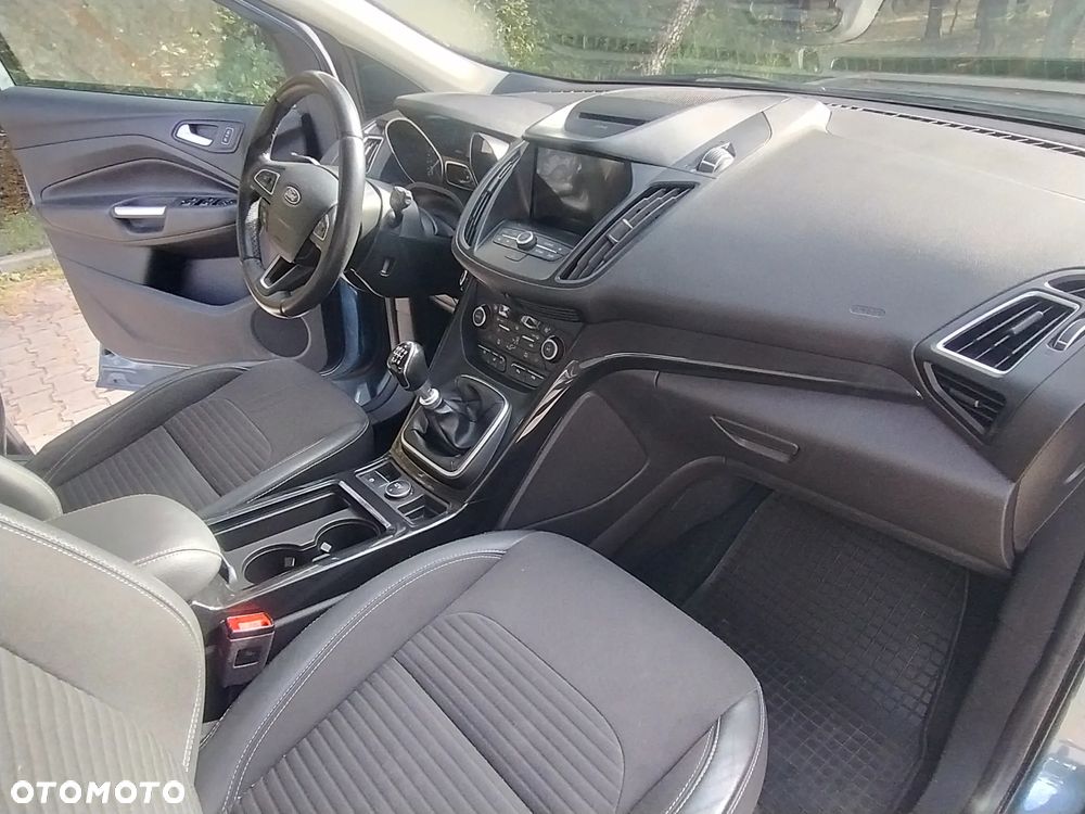 Ford Kuga 1.5 EcoBoost FWD Titanium - 7