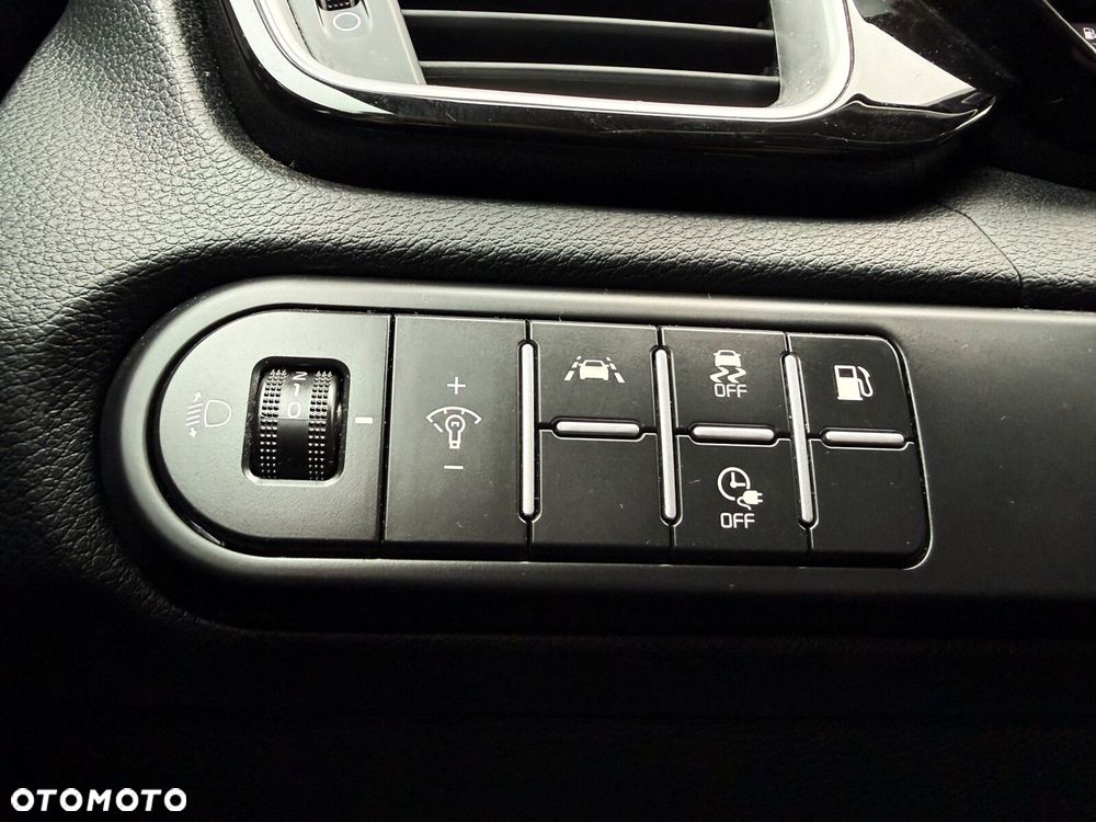 Kia XCeed 1.6 GDI PHEV L Business Line DCT - 14