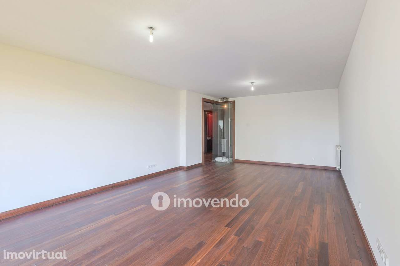 Apartamento T4, com vista rio e estacionamento, em Vila Nova de Gaia - Grande imagem: 4/60