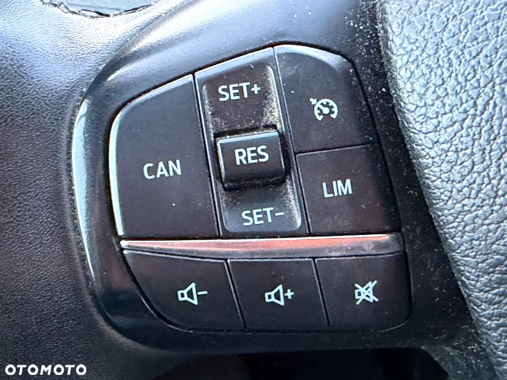 Ford TRANSIT E-TRANSIT - 19