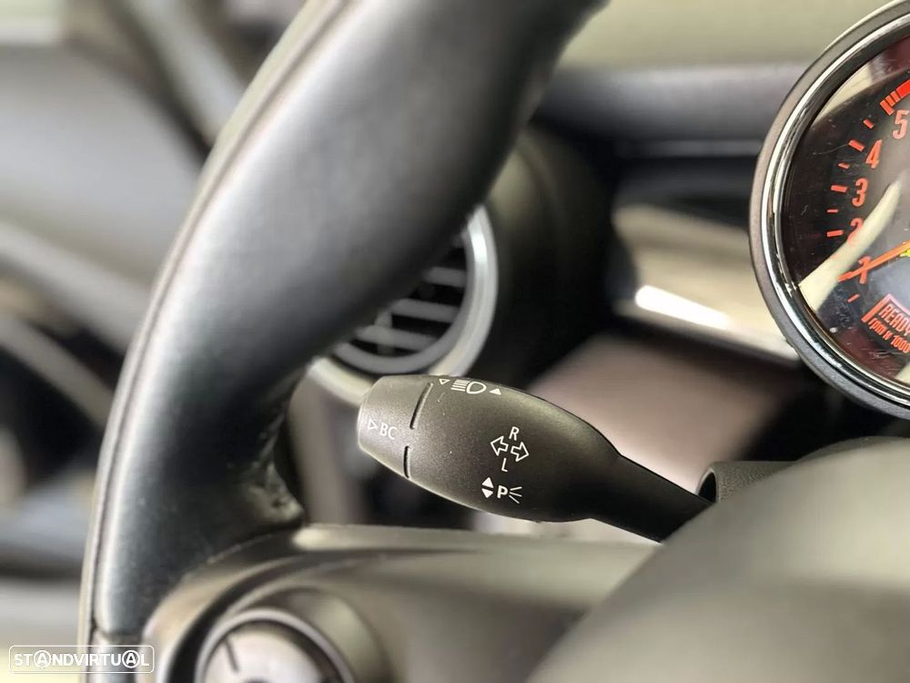 MINI 3 Portas One D - 39