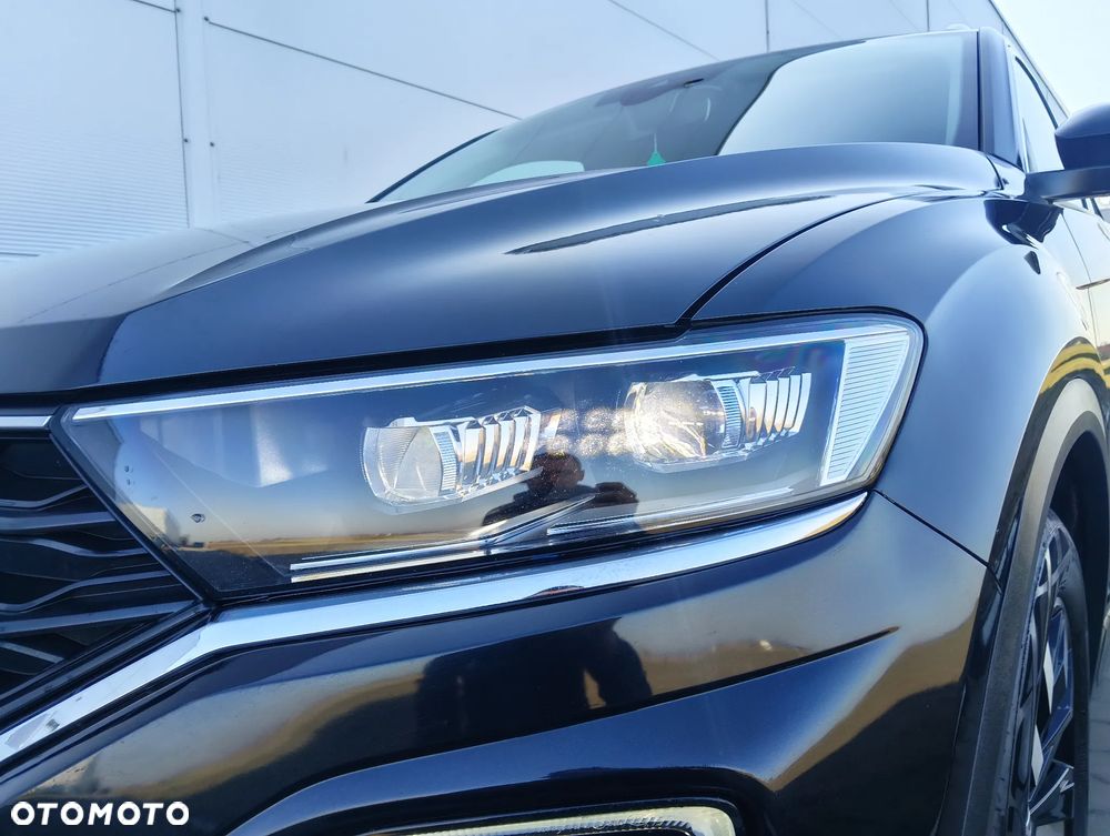 Volkswagen T-Roc - 13