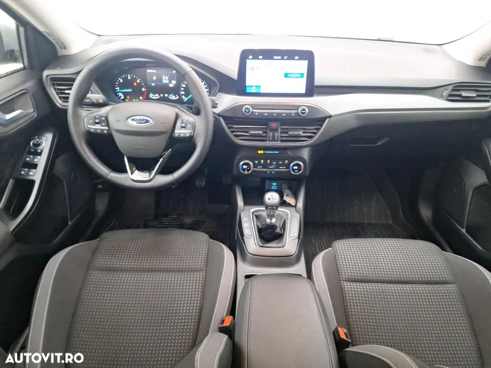 Ford Focus - 6