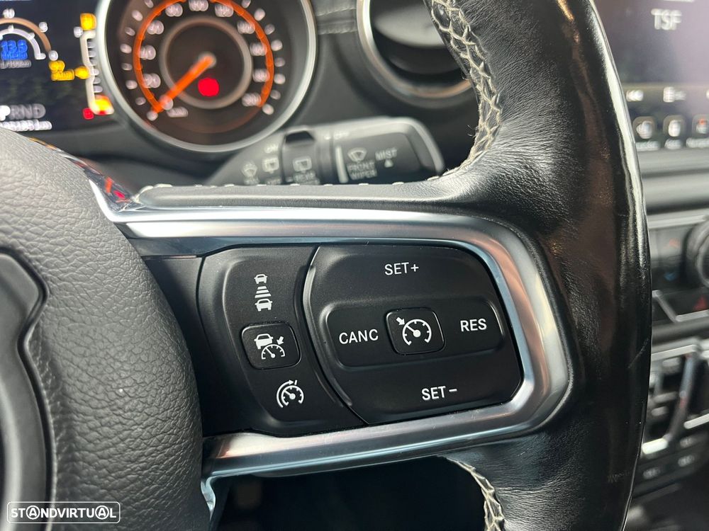 Jeep Wrangler Unlimited 2.2 CRDi AWD Auto Sky One-Touch Sahara - 26