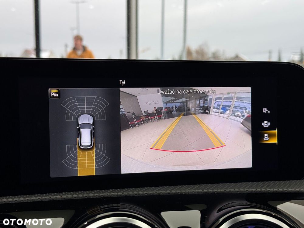 Mercedes-Benz CLA - 37