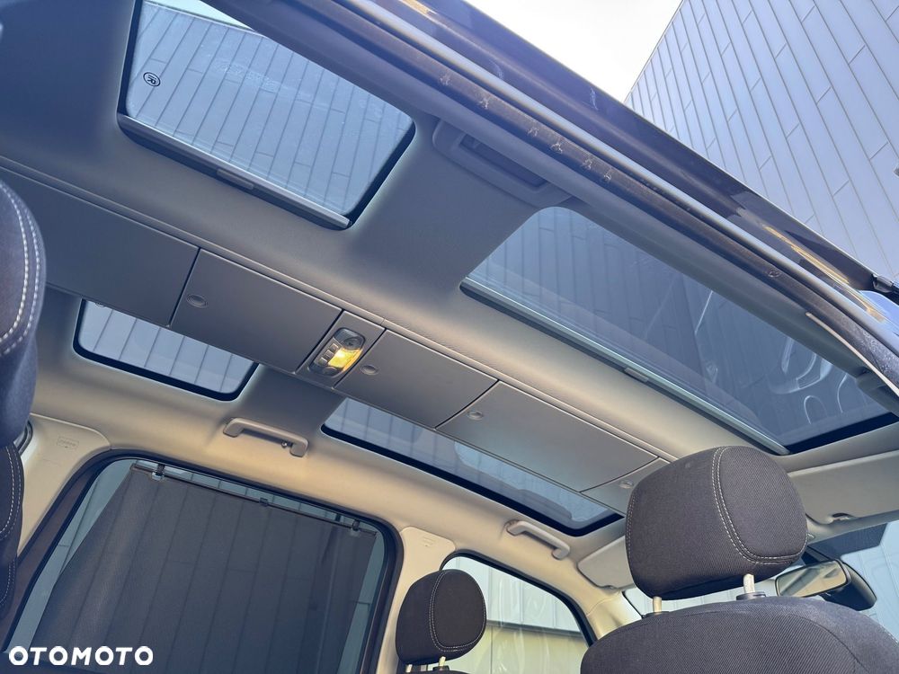 Ford Galaxy 2.0 TDCi Ambiente - 23