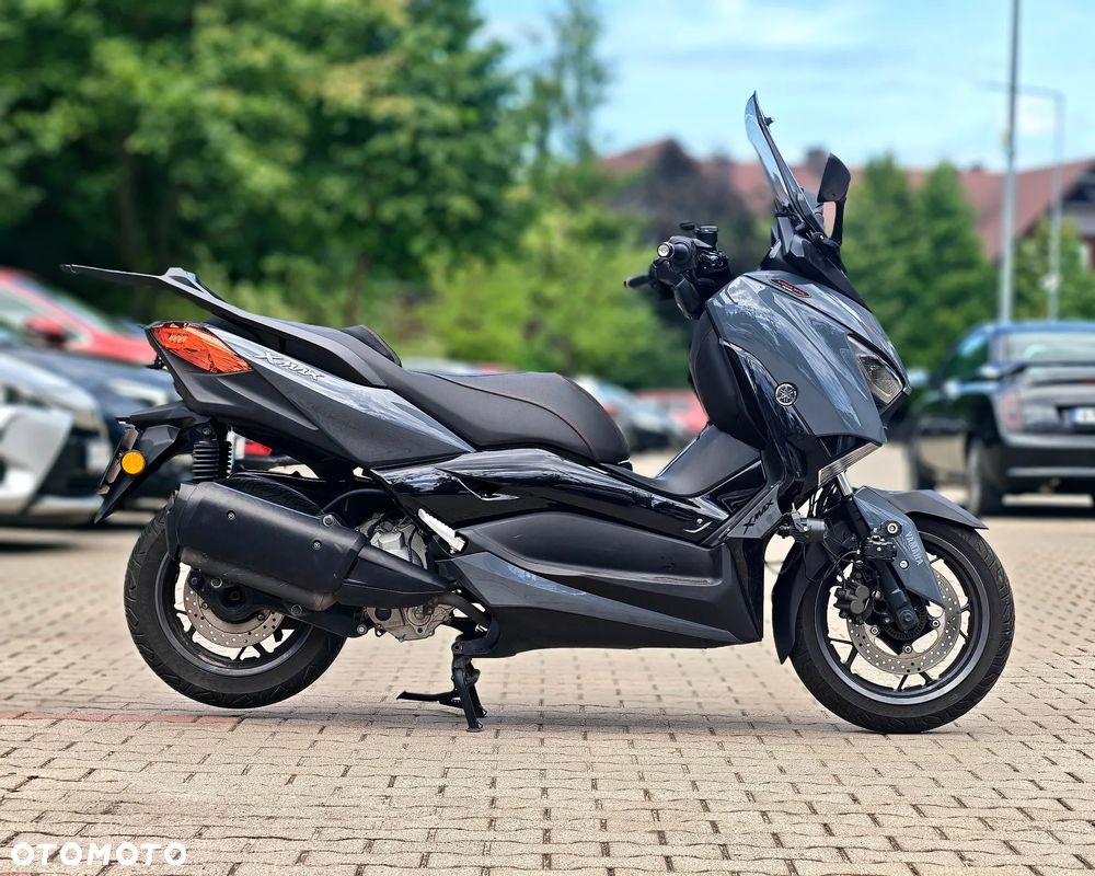 Yamaha X-max - 1