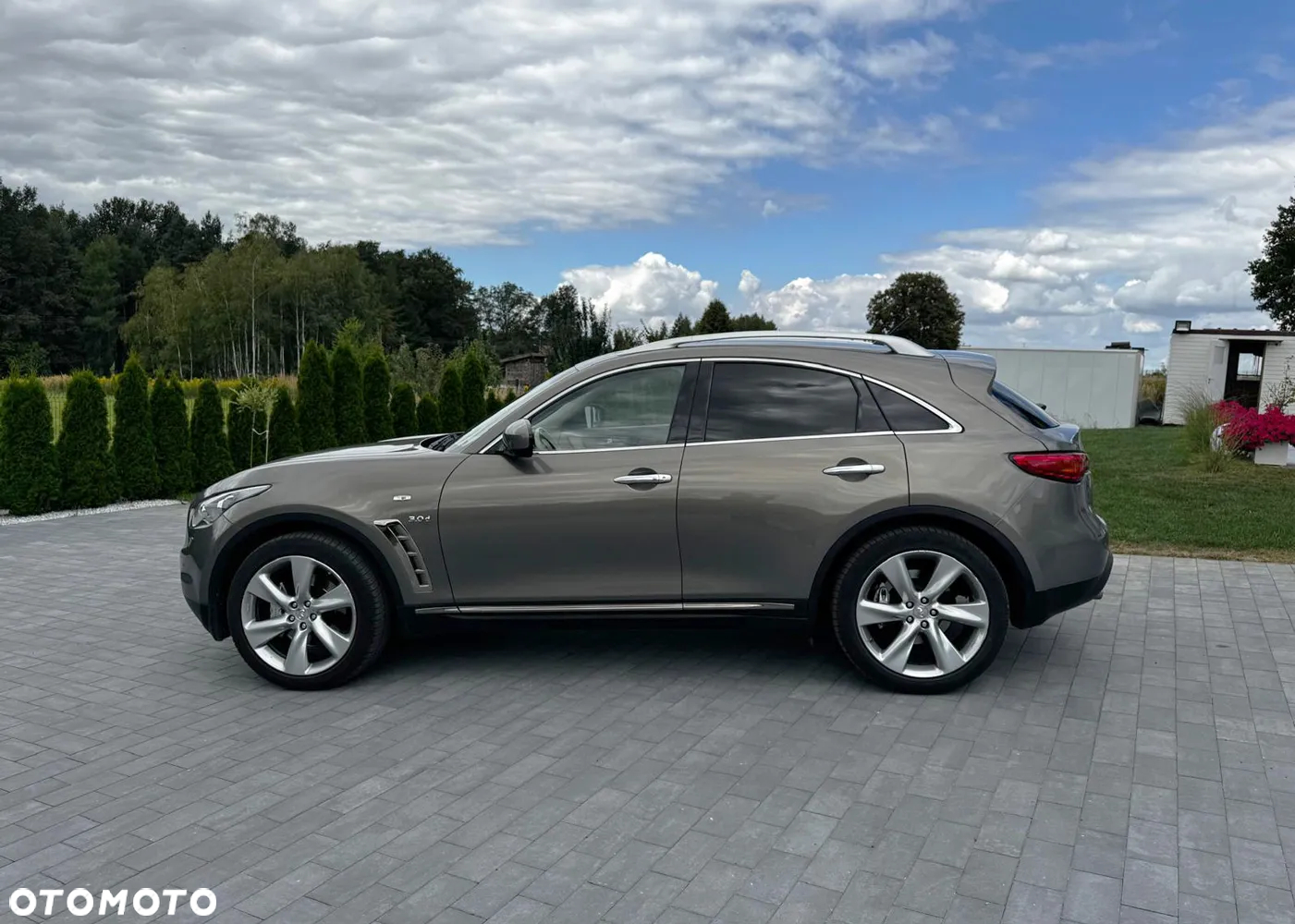 Infiniti QX70 3.0d S Premium - 2