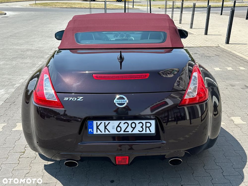 Nissan 370 Z Black Edition - 9