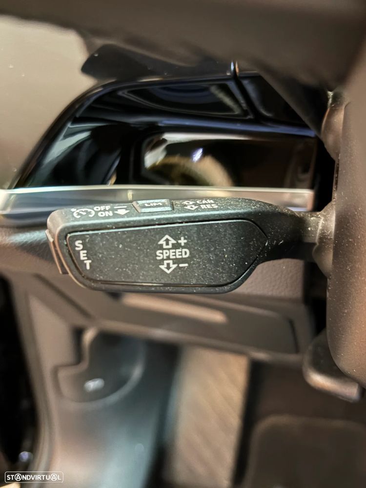 Audi Q3 45 TFSIe S tronic S line - 25