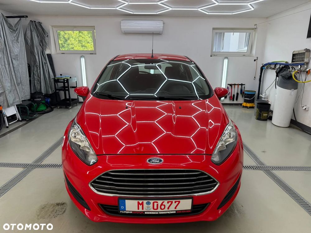 Ford Fiesta - 2