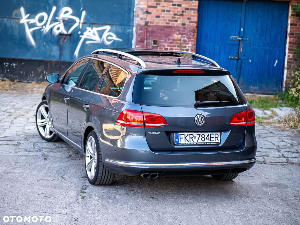 Volkswagen Passat 2.0 TDI Highline - 15
