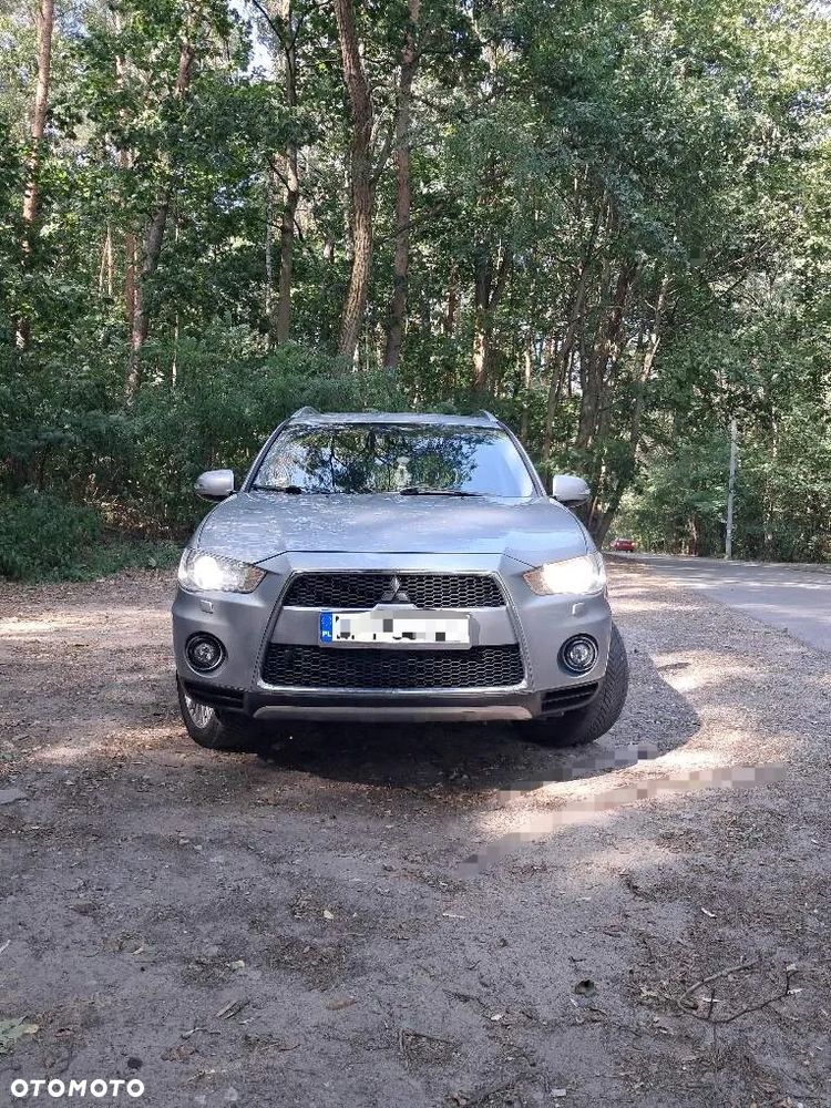 Mitsubishi Outlander 2.4 Intense + EU5 CVT - 14