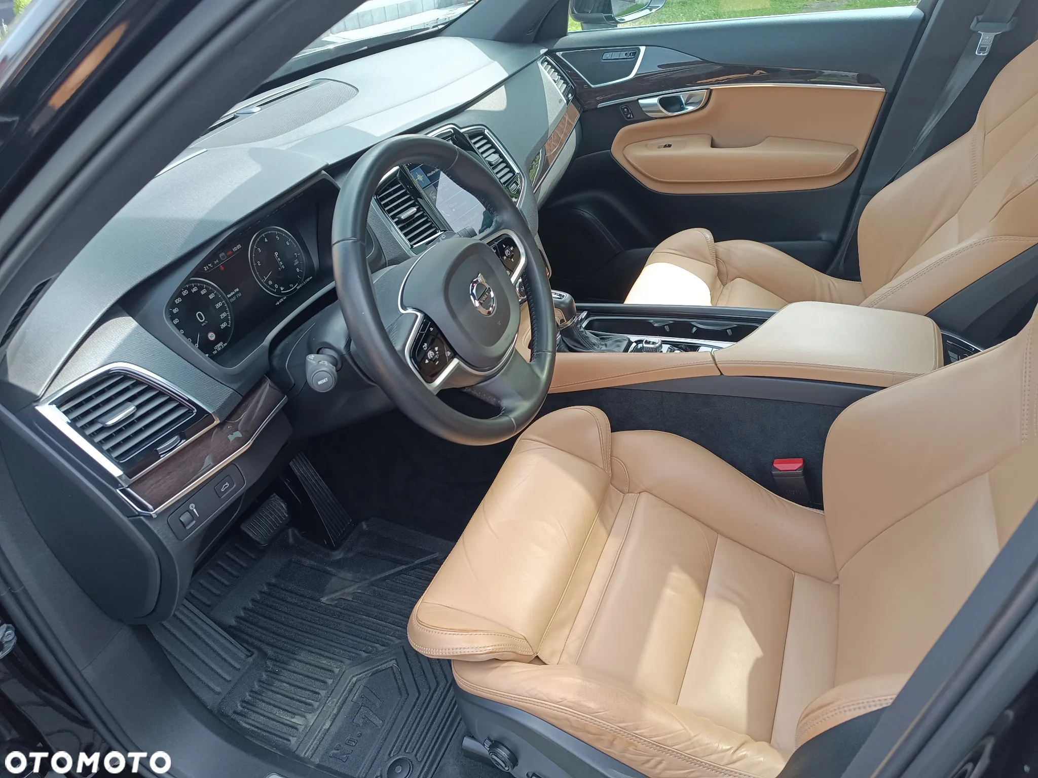 Volvo XC 90 T6 AWD Momentum 7os - 10