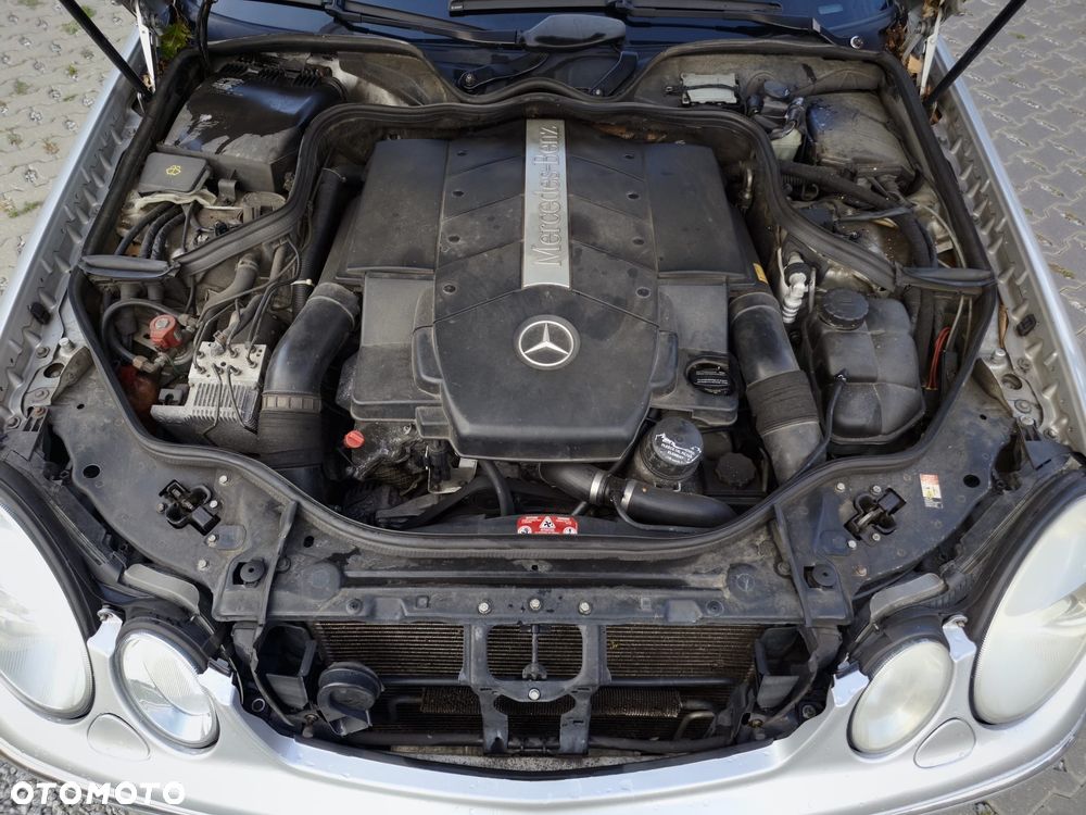 Mercedes-Benz Klasa E 500 4Matic Automatik Avantgarde - 17