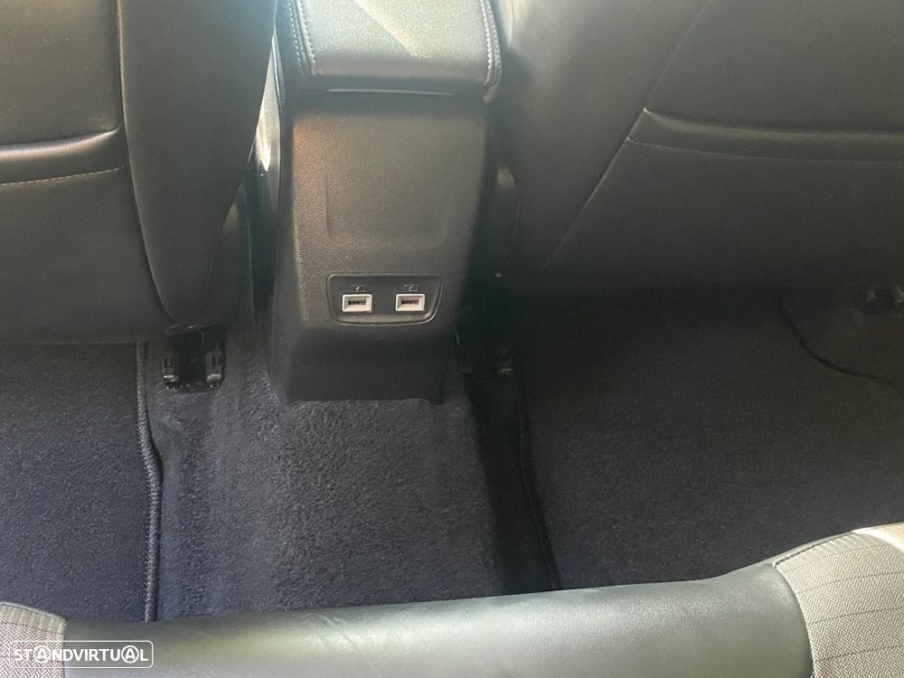 Peugeot 2008 PureTech 100 Allure - 27