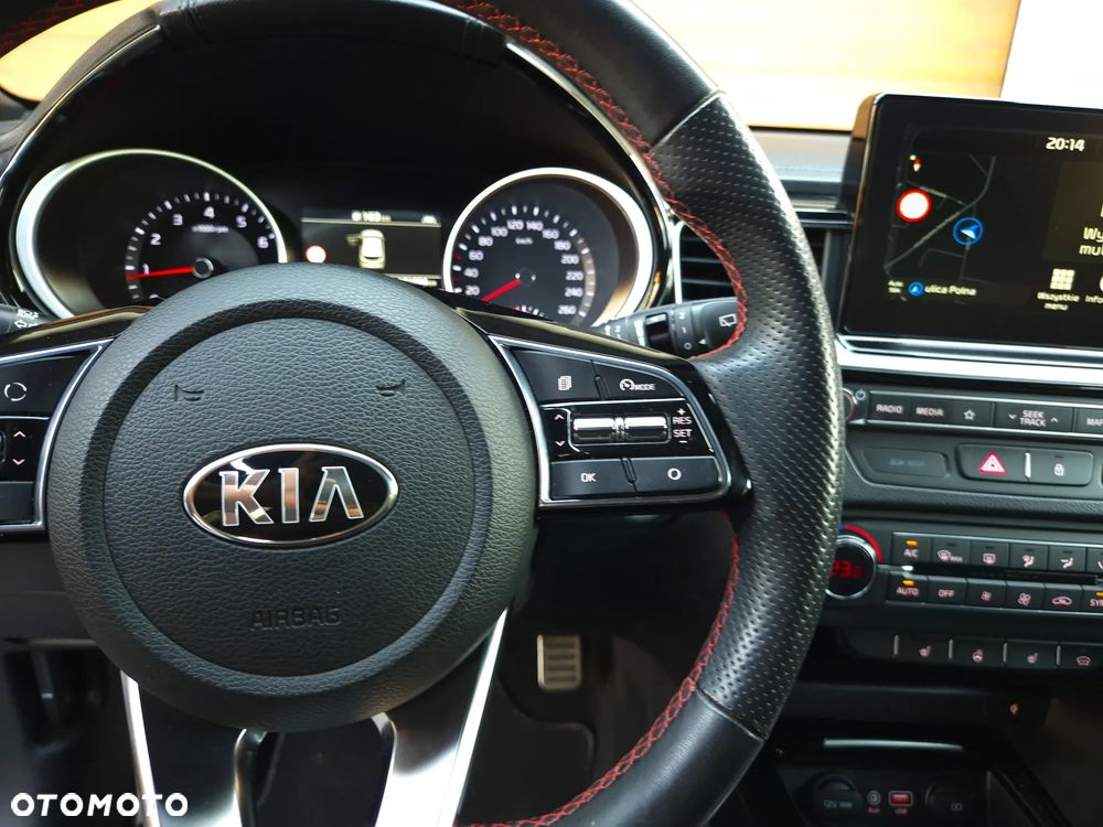 Kia Ceed 1.6 T-GDI GT - 20