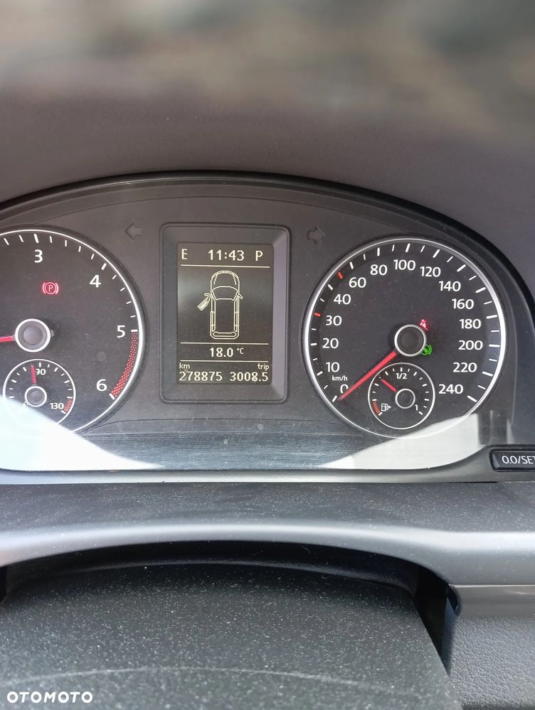 Volkswagen Touran 1.6 TDI DPF DSG Highline - 7