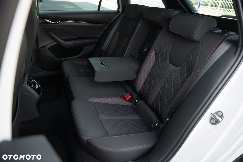 Skoda Octavia 2.0 TSI DSG RS 245 - 35