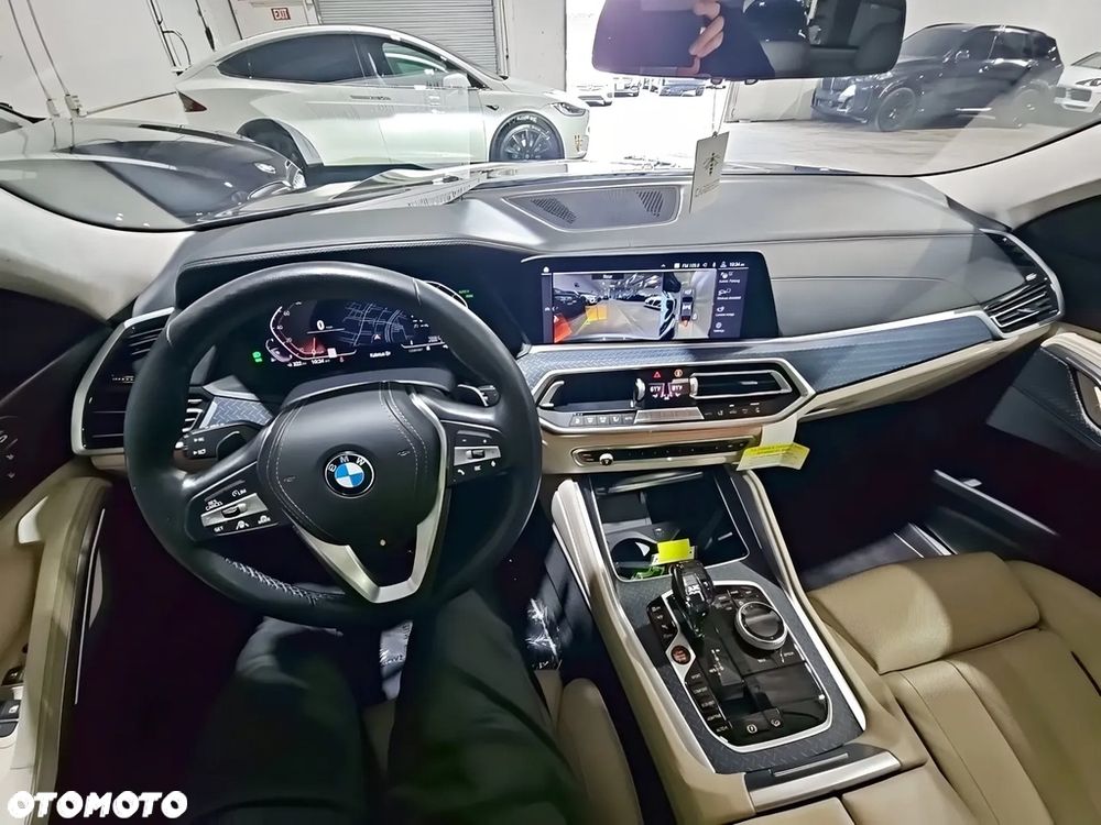 BMW X6 xDrive40i - 8